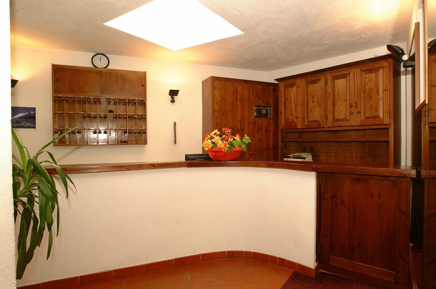 Hotel Biancaneve Sestriere Esterno foto
