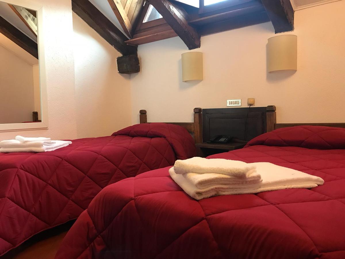 Hotel Biancaneve Sestriere Esterno foto